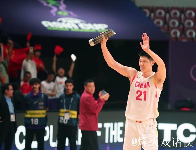 亚洲杯：胡金秋23+11王俊杰21分，中国男篮挺进半决赛