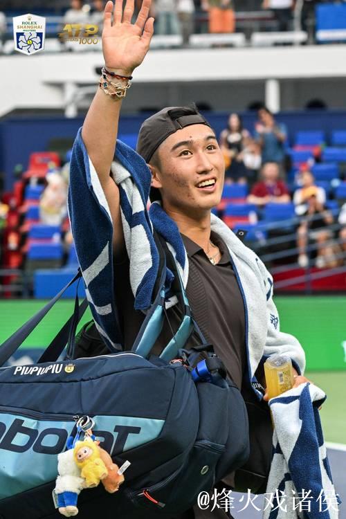 ATP上海大师赛 商竣程1-2不敌对手无缘16强 ATP上海大师赛 商竣程1-2不敌对手无缘16强